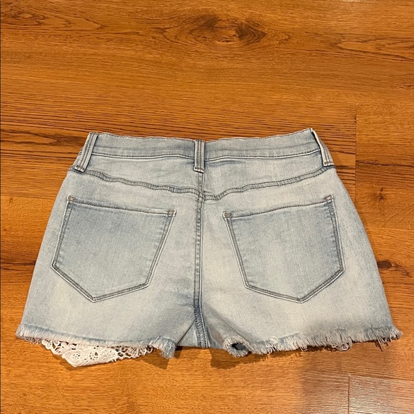 Mudd Light Blue Jean Shorts with White Lace Trim - Picture 2 of 5